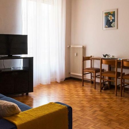 Joivy Welcoming 1Br Apt Next To Villa Olmo Como Exterior foto