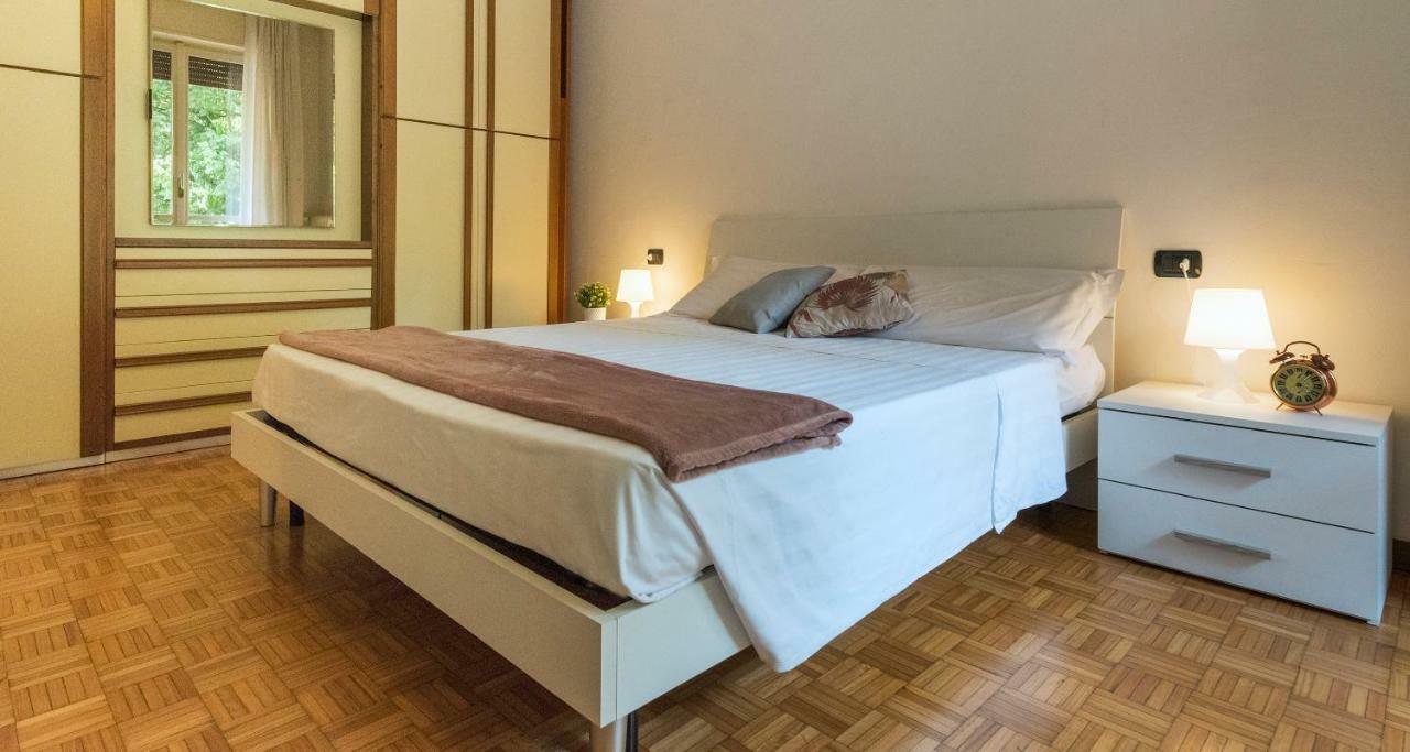 Joivy Welcoming 1Br Apt Next To Villa Olmo Como Exterior foto
