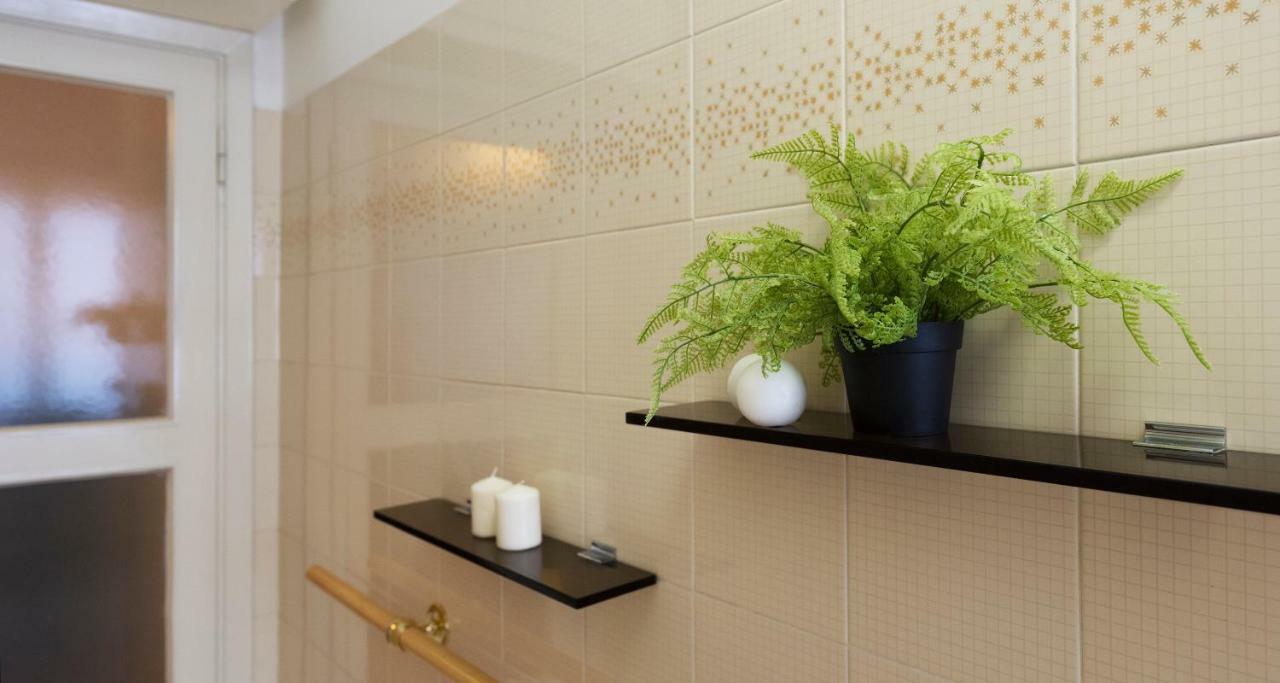 Joivy Welcoming 1Br Apt Next To Villa Olmo Como Exterior foto